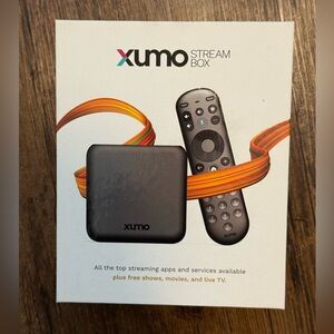 NEW Xumo Media Streamer with Remote model SCXI11BEI